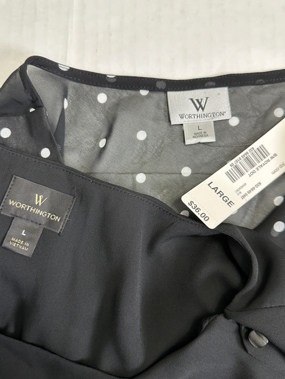 Lot of 2 Worthington Sheer Tops Women’s Large Bundle Black Polka dot - Picture 8 of 11